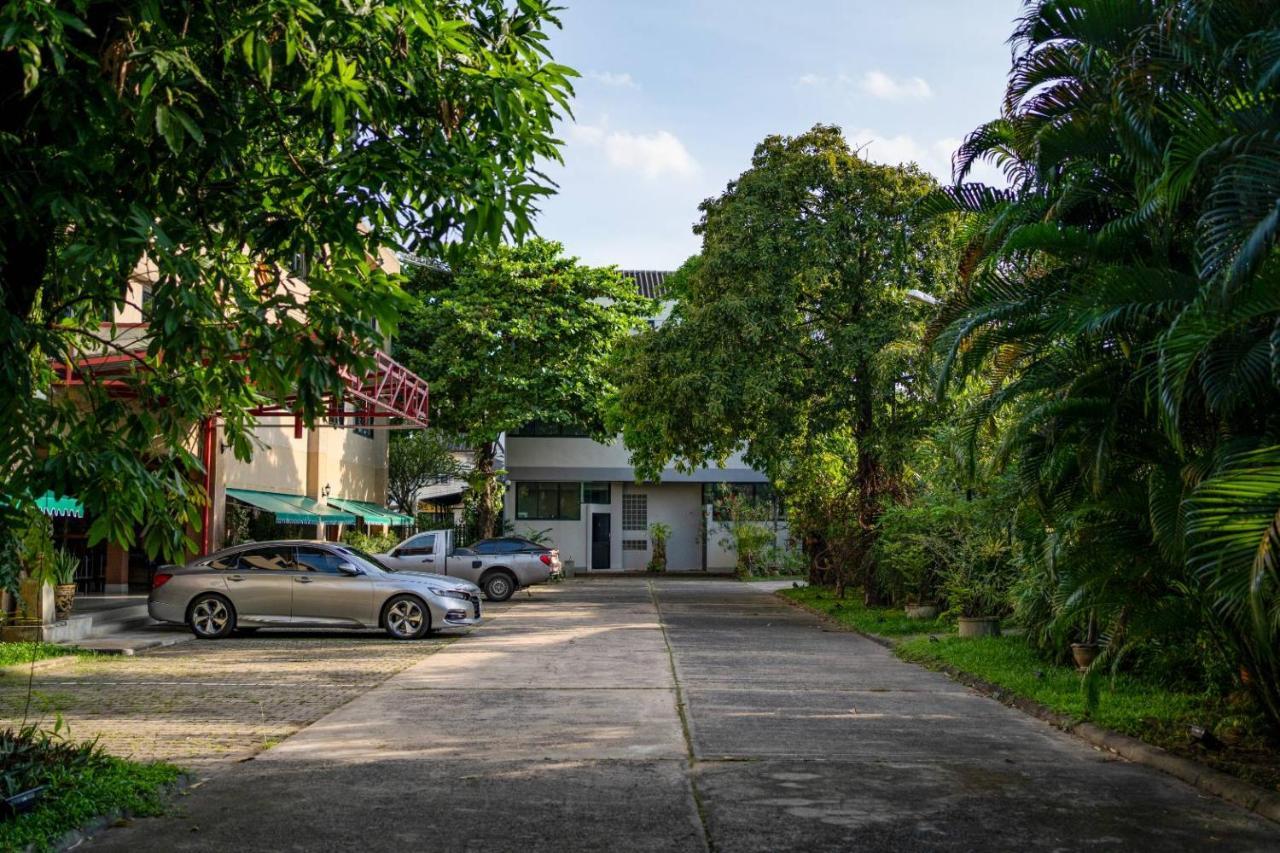 Srisomthai Hotel Ubon Ratchathani Exterior photo