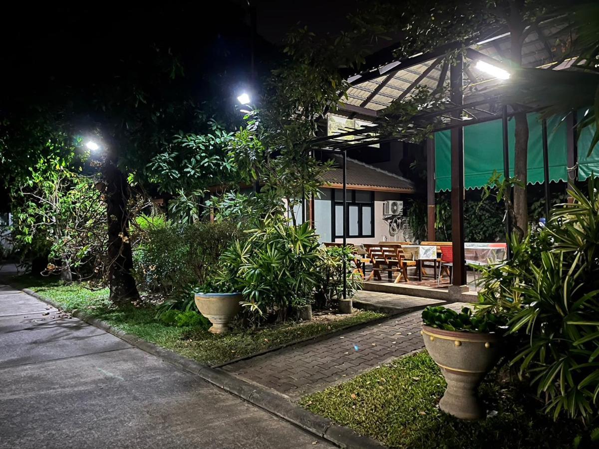 Srisomthai Hotel Ubon Ratchathani Exterior photo