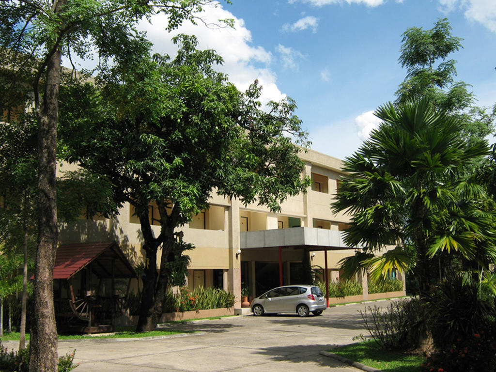 Srisomthai Hotel Ubon Ratchathani Exterior photo