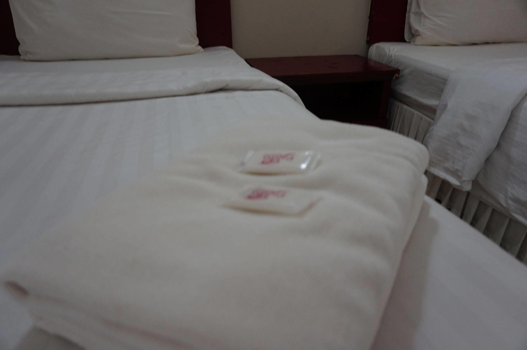 Srisomthai Hotel Ubon Ratchathani Exterior photo